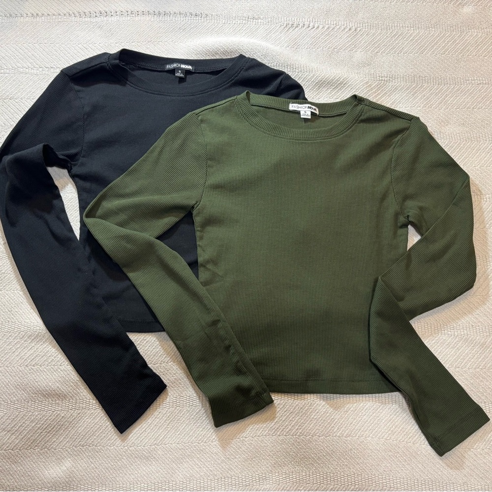 Set of 2; Fashion Nova Cropped Long Sleeve Shirts, size S